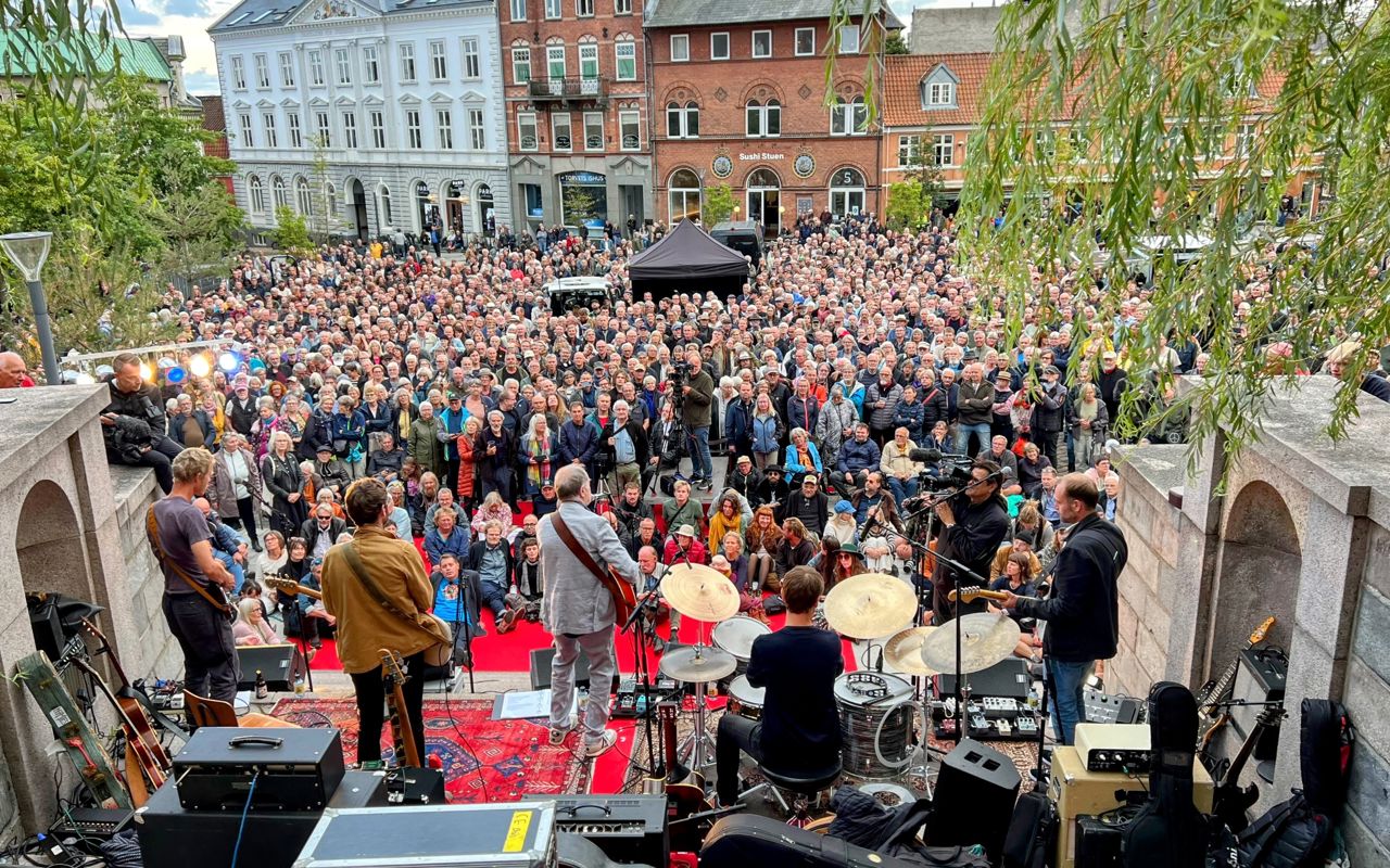 Skousen koncert på torvet