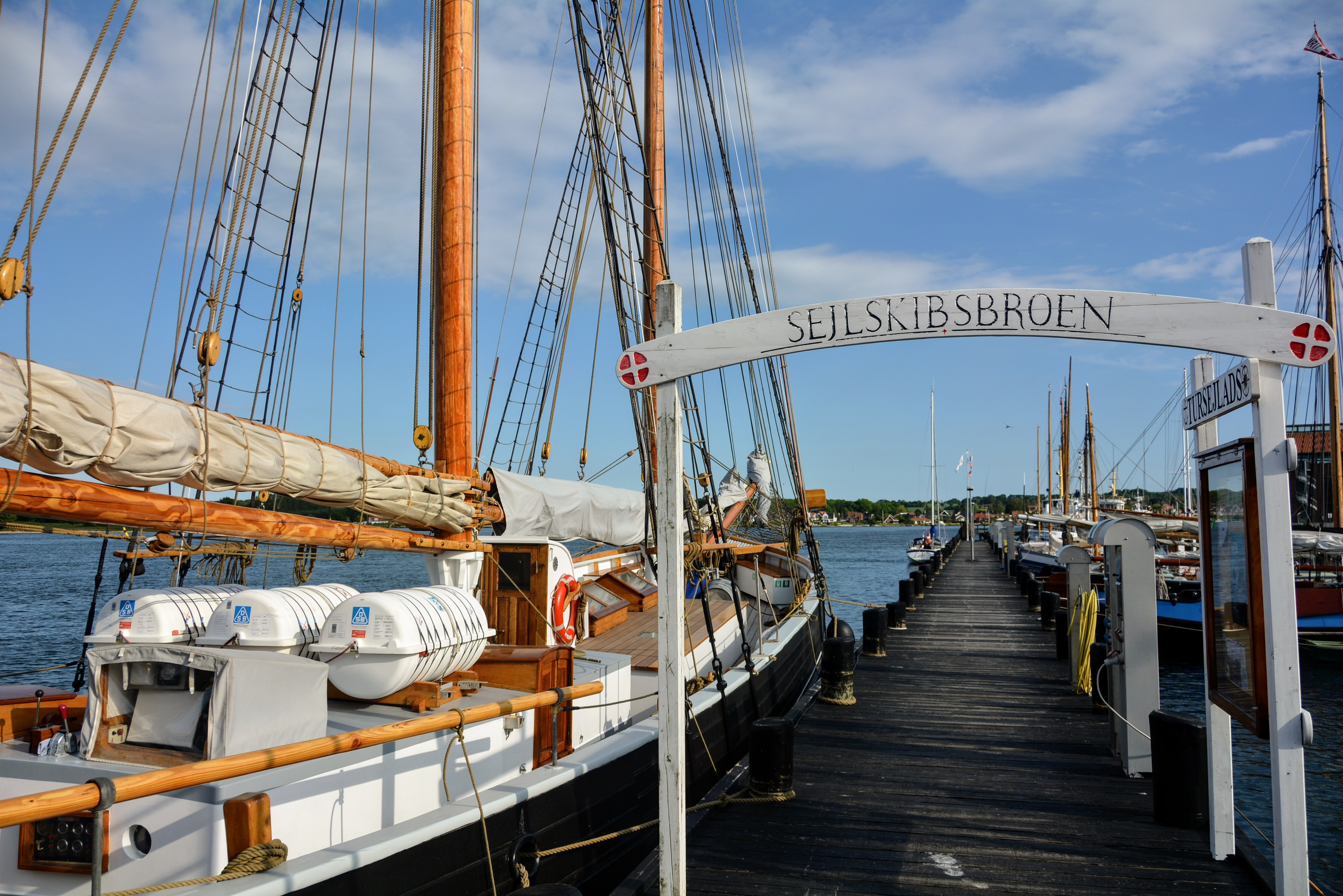 Sejlskibsbroen