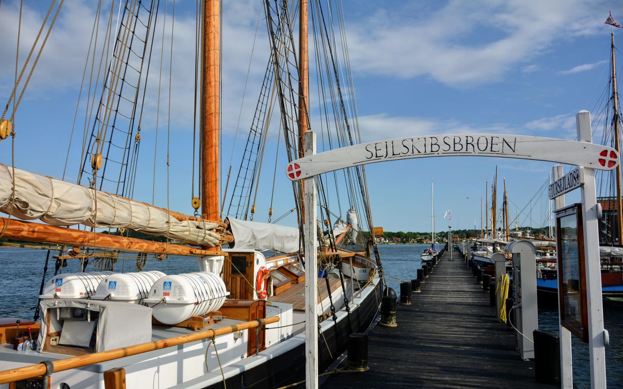 Sejlskibsbroen